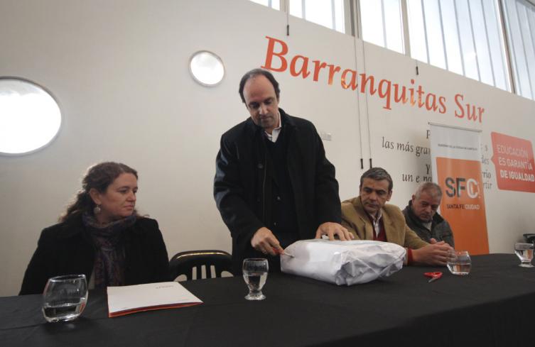 Se completó un 70% del edificio de Escuelas de Trabajo 