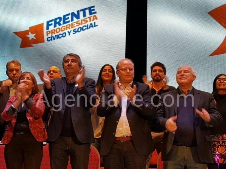El FPCyS realizó el cierre de campaña