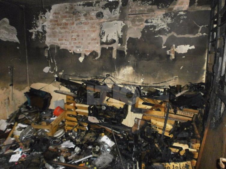 Un muerto en un incendio en un monoblock 