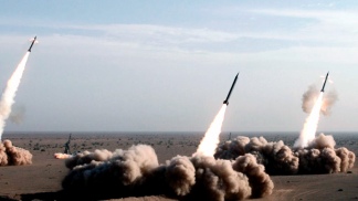 Irán amenaza con retirarse del acuerdo nuclear si EE.UU impone más sanciones