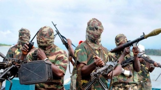 Nigeria: Atacantes suicidas dejaron 27 muertos y más de 80 heridos
