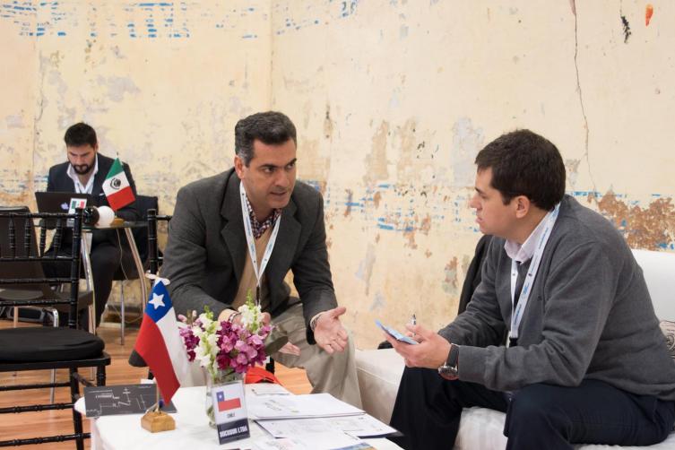 Más de 50 empresas ofrecieron sus productos