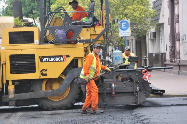 Corral presentó el proyecto de modernización de Avenida Freyre