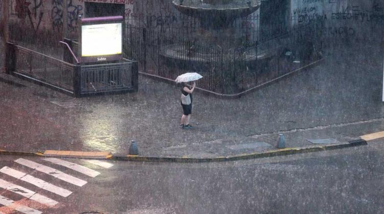 Alerta por posible caída de granizo en varios puntos del país