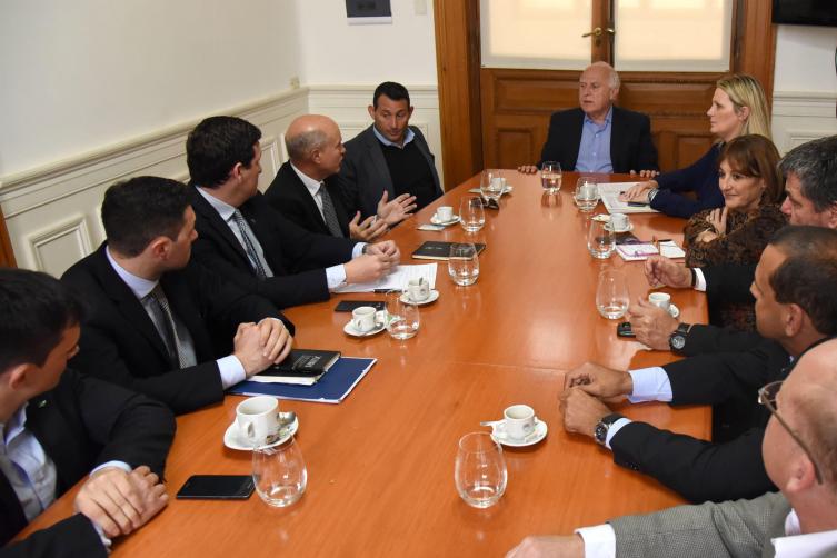Santa Fe propone alternativas para solucionar el conflicto