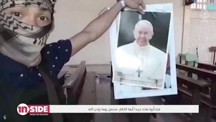 El EI amenazó al papa Francisco y dijo que llegará a Roma