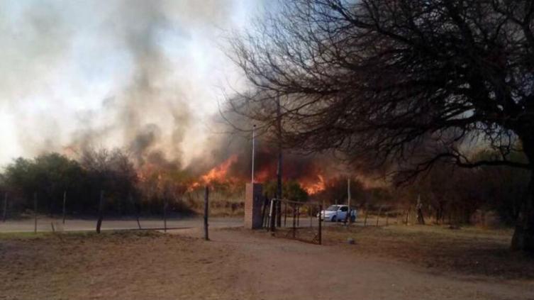 Córdoba: Los bomberos controlaron el fuego en las sierras 