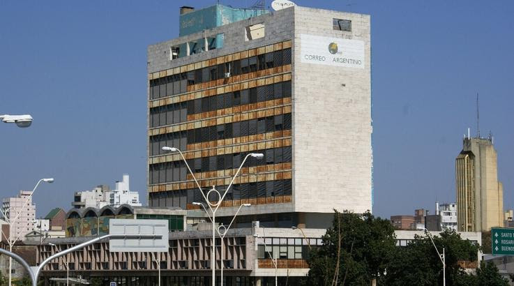 “Hace mucho tiempo que vemos al edificio desgarrado”