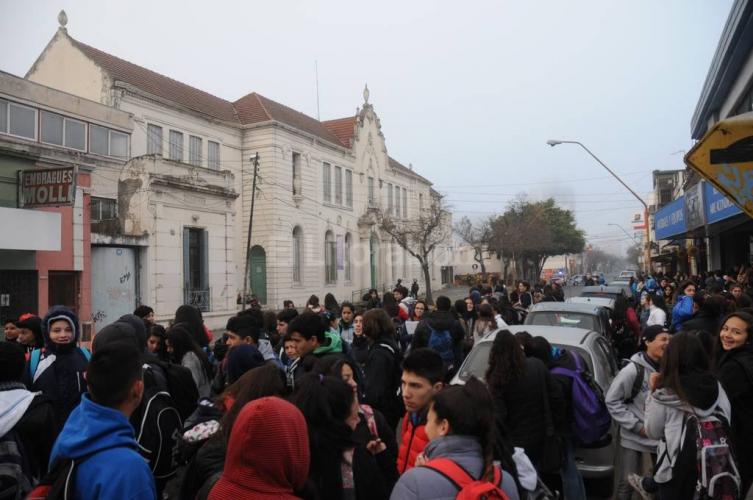 Cada amenaza de bomba le cuesta al Estado 45.000 pesos