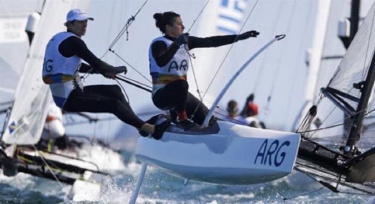 PRIMERA VICTORIA DE CARRANZA–LANGE EN EL MUNDIAL NACRA 17