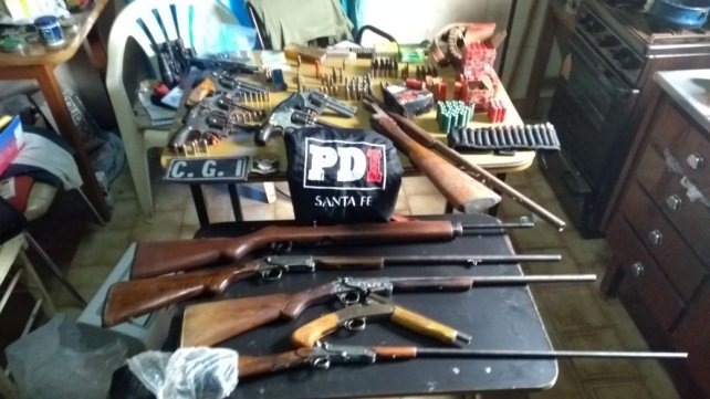Un hombre de 91 años tenía un arsenal en su casa 
