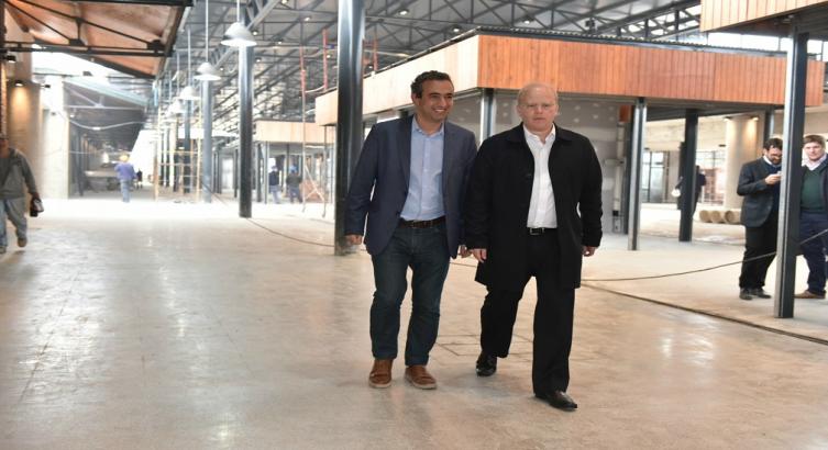 Abre sus puertas el mercado del patio, el paseo gastronómico más grande del interior del país