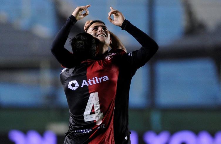 Colón festejó gracias al pibe Chancalay