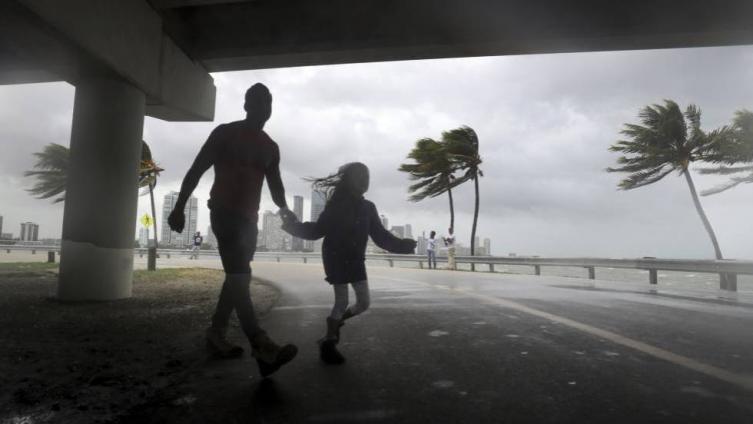 El huracán Irma impactó en los Cayos de la Florida, con vientos de 215 kilómetros por hora