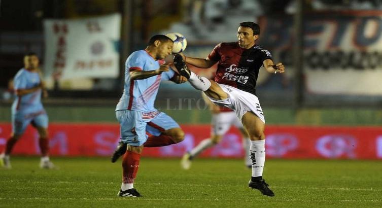 COLÓN BUSCARÁ AFIANZARSE EN EL CEMENTERIO DE LOS ELEFANTES
