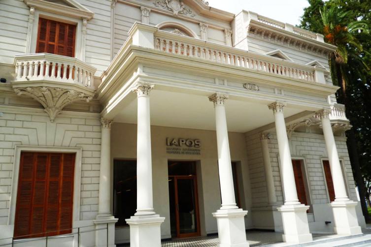Iapos deberá cubrir las cirugías a una chica trans
