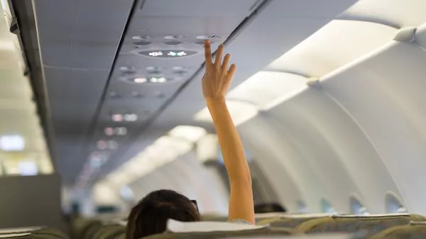 Seis consejos para evitar ser expulsado de un avión