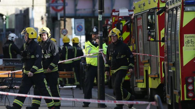 Varios heridos tras una explosión en un subte en Londres