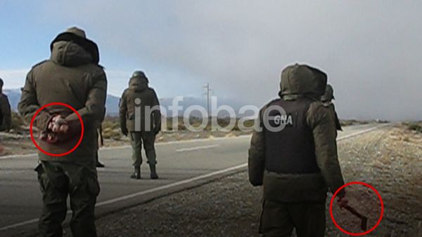 Maldonado: Una foto muestra que los gendarmes usaron piedras contra los mapuches