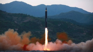 Pyongyang probó otro misil tras amenazar con un ataque nuclear a sus vecinos