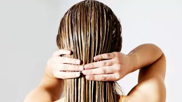 Shampoos veganos y a base de frutas, la nueva tendencia 'eco friendly'