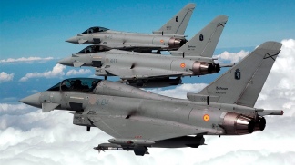 El Gobierno qatarí acordó la compra de 24 aviones de combate al Reino Unido