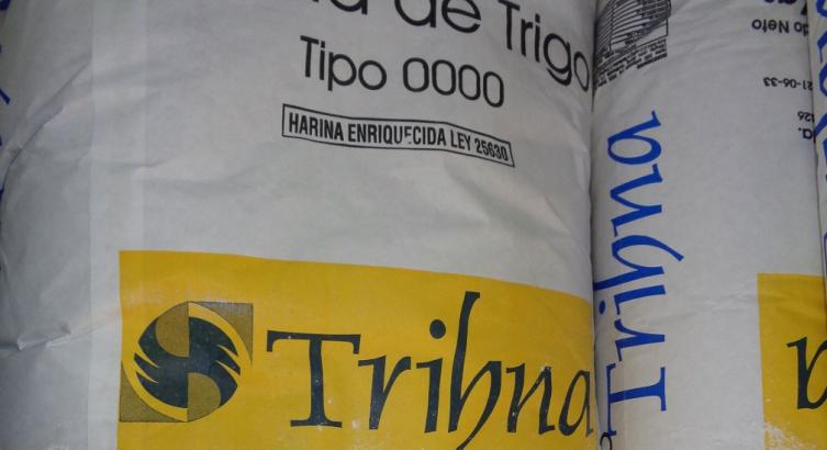 Prohibió las harinas 0000 “Trihna” y 000 “Rufihna”