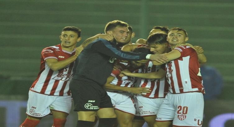 A UNIÓN LE QUEDA UNA CHANCE PARA LA LIBERTADORES