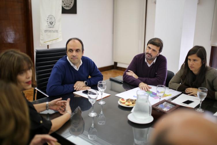 Corral se reunió con Fabiana Tuñez