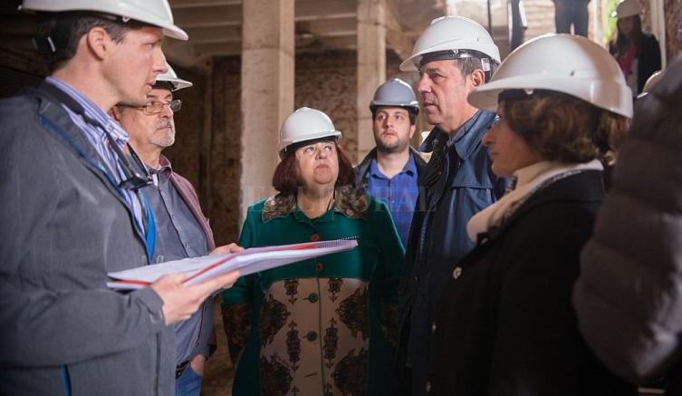 González y Jatón recorrieron los nuevos centros de salud 