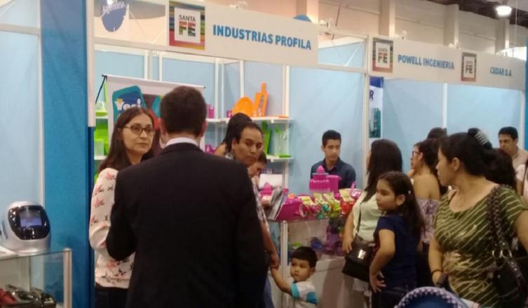 La provincia acompaña a 50 pymes 