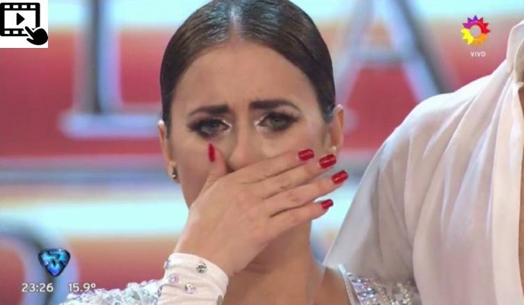 TRAS PELEARSE CON BARBY SILENZI, SILVINA LUNA SE CAYÓ EN LA PISTA DEL BAILANDO