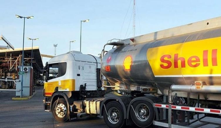 Petroleras: Algunas incrementan el precio de los combustibles 10% en el canal mayorista