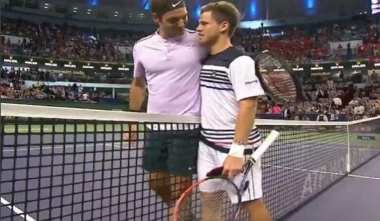 FEDERER FUE MUCHO PARA SCHWARTZMAN