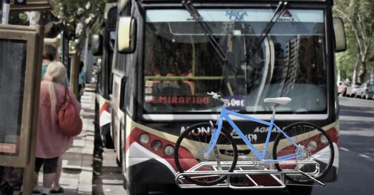 Se podrá llevar bicicletas en los colectivos