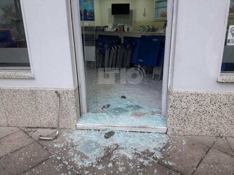 Asalto en una heladería 