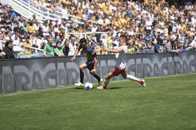 Central perdió ante Argentinos y Montero quedó en la cuerda floja
