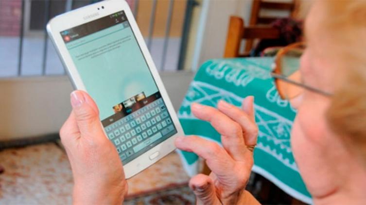 Comienza la entrega de tablets para jubilados