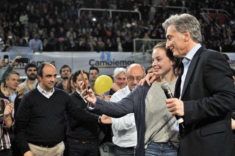 Macri llega a Santa Fe para cerrar la campaña rumbo al domingo