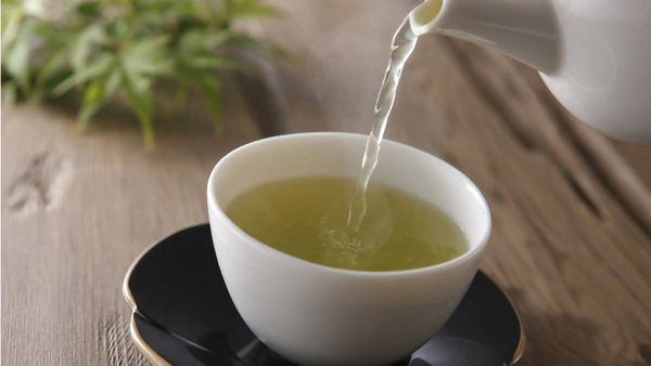 El misterio del té verde: qué lo hace un efectivo protector contra el Alzheimer
