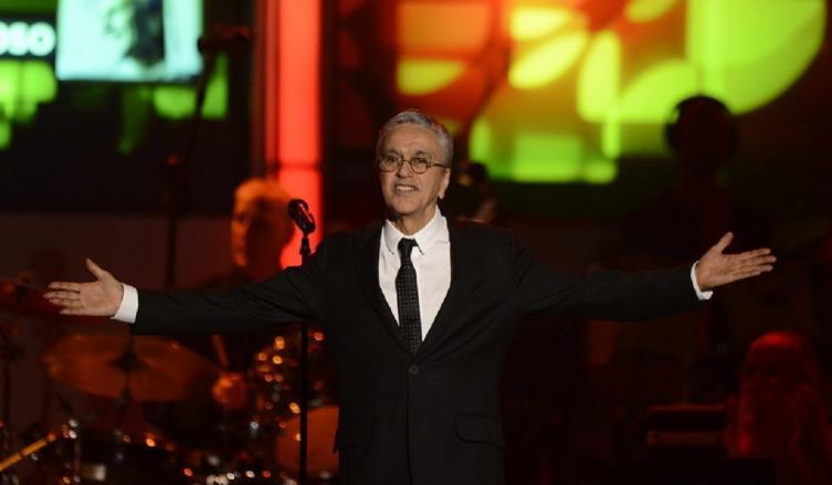 CAETANO VELOSO: FUE ACUSADO DE PEDOFILIA Y RECURRE A LA JUSTICIA