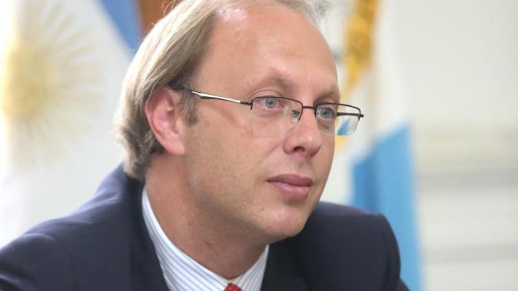 Impuestos: 