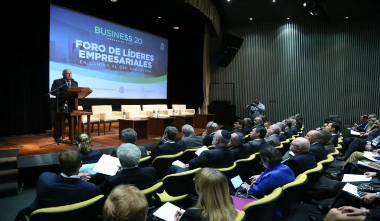 Lifschitz participó en Rosario del Foro de Líderes Empresariales