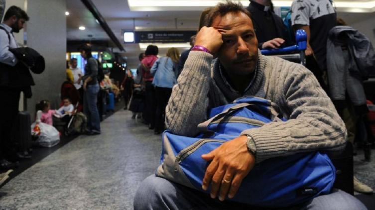 Aerolíneas Argentinas anunció la cancelación de cinco vuelos