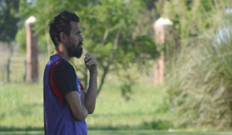 EL DT DE COLÓN ESPERA POR LA EVOLUCIÓN DE DOMÍNGUEZ Y DE ORTIZ