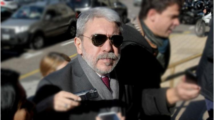 Aníbal F. sobre su carta a CFK: 