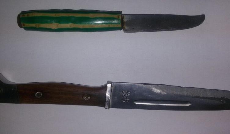 Mendoza aplicará multas y arresto por llevar armas blancas o réplicas en la vía pública