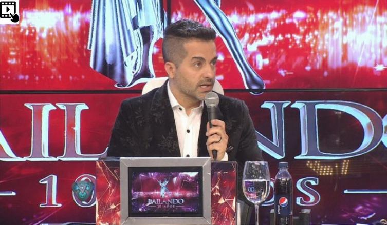 DE BRITO POR LOS SUELDOS QUE NO COBRA POR EL BAILANDO