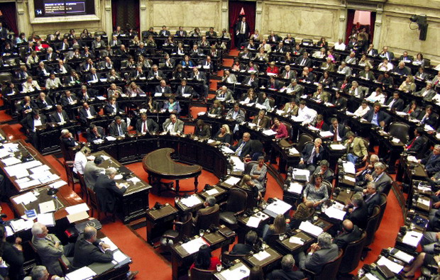 Los legisladores gastaron $ 8,2 millones en viáticos para viajes internacionales