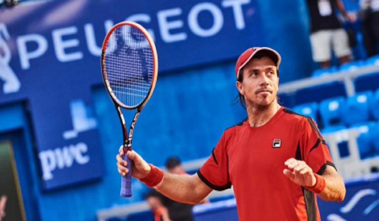 TENIS: COMENZÓ LA ACCIÓN EN BRASIL